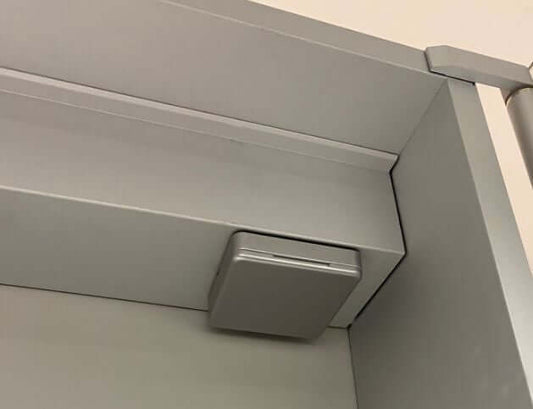 Spiegelkast Wiesbaden met LED Verlichting 90x60 cm Aluminium