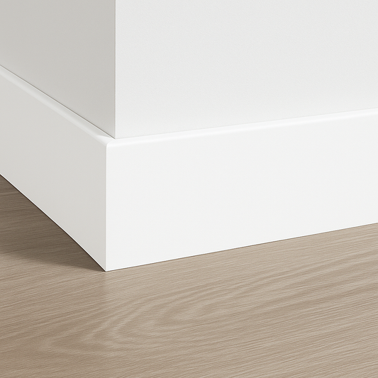 MDF Sockelleiste RAL 9016 Weiß · 90x9 mm · 2,4 Meter pro Stück