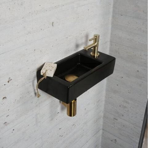 Matzwarte Brunnen-Set mit Messing Gold Wiesbaden (Hahnloch rechts)