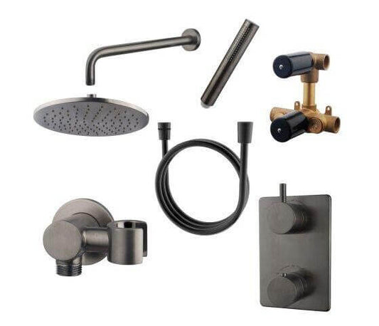 Caral Inbouw Regendoucheset Wiesbaden met Rechthoekige Wanduitlaat in Gunmetal PVD Coating (Inclusief Inbouwonderdelen)