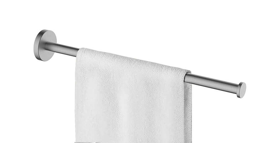 Alonzo 1-armig handdoekenrek van Wiesbaden in geborsteld roestvrij staal met witte handdoek.
