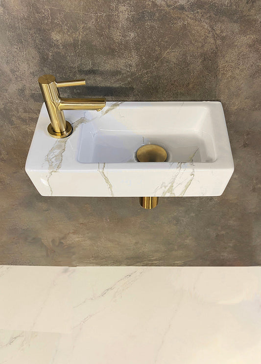Mini Rhea Fonteinset Wiesbaden 36x18x9 cm Links Carrara Geborsteld Messing Goud